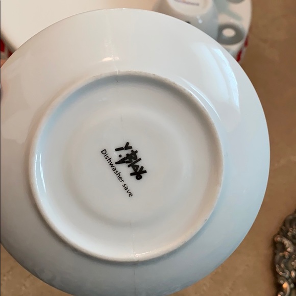 Sweet adorable petite demi tea set - Picture 6 of 7